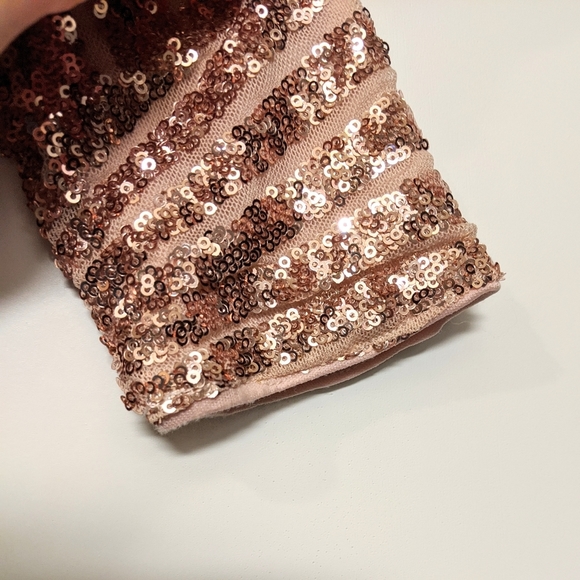 WHITE Fox Boutique Rose Gold Sequin Dress - Picture 4 of 5